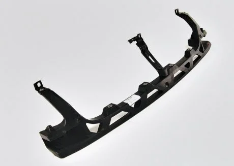 Кронштейн бампера переднього центральний PASSAT B5 1997-05 VAG 3B0807469C