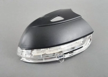 Покажчик повороту в дзеркалі лівий PASSAT, SCIROCCO BEETLE JETTA 2008-2016 VAG 3C8949101E