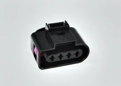 Корпус розєму VAG 4B0973724