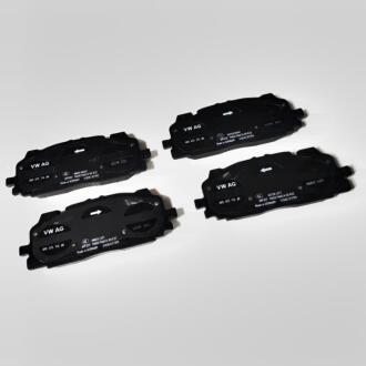 Комплект колодок тормозных VAG 4K0698151S