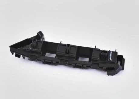 Кронштейн крепление бампера Passat B7 USA 2011-15 правый передний VAG 561807184A