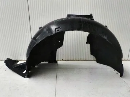 Подкрылок передний левый Skoda Octavia A7 2013- VAG 5E0809957G