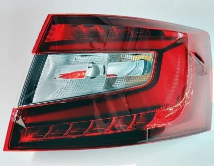 Ліхтар задній правий Skoda Octavia A7 2012- VAG 5E5945712