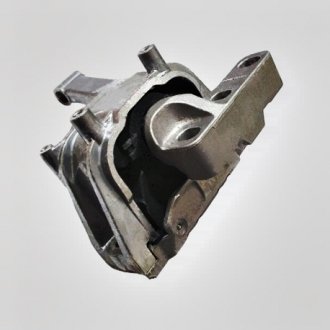 Подушка двигателя правая 2.0TDI Tiguan Q3 2007-17 VAG 5N0199262L (фото 1)