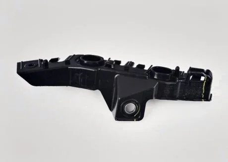 Кронтейн бампера переднього VAG 5NN807049