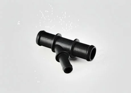 Патрубок системы водяного охлаждения VAG 5Q0121087A