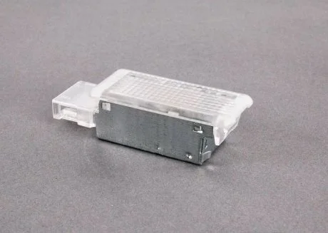 Элемент оптики авто VAG 6L0947415