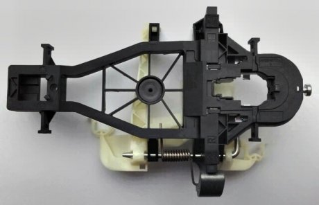 Фото 1 - кронштейн кріплення ручки дверей Transporter T5 T6 VAG 7E0843352C Кронштейн кріплення ручки дверей Transporter T5 T6 VAG 7E0843352C (фото 1)