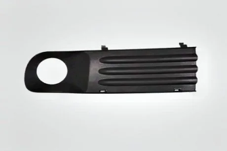 Решітка під туманку Transporter T5 2003-2015 права VAG 7H0807490B7G9