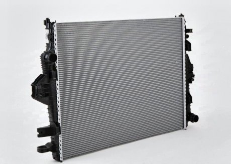 Радиатор VAG 7P0121253A (фото 1)