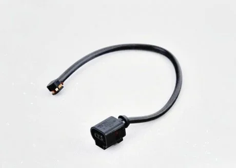 Датчик износа тормозных колодок VAG 7P0907637A