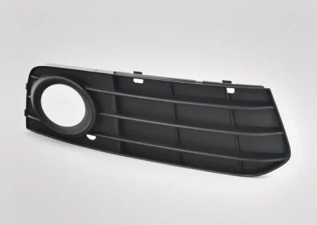 Решітка в бампер права Audi A4 B8 2008 - 2011 VAG 8K0807682A01C