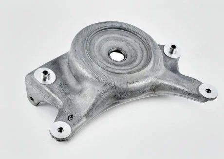 Кронштейн опорний VAG 8R0412391A