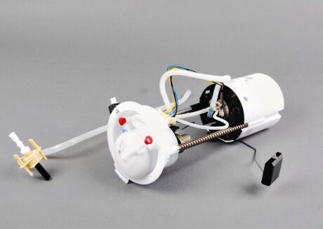 Помпа паливна VAG 8R0919051N001