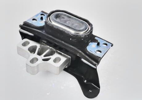 Опора редуктора VAG 8V0199555A