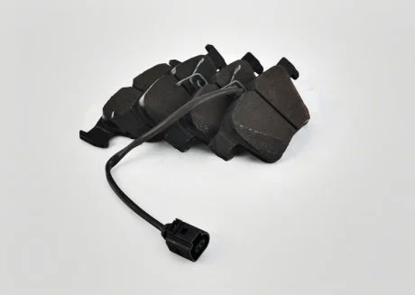 Комплект колодок гальмівних VAG 8V0698451K