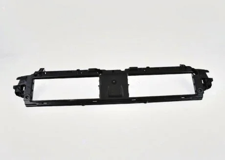Кронштейн решітки бампера VAG 8W6807771D