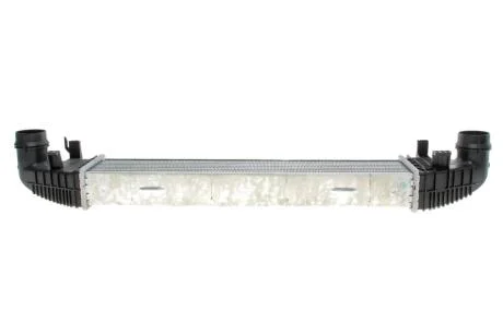 Інтеркулер Valeo 818616