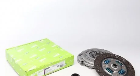 Комплект зчеплення + підшипник Valeo 826033
