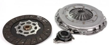 Комплект сцепления FIAT Doblo 1,9 01 - Valeo 826525