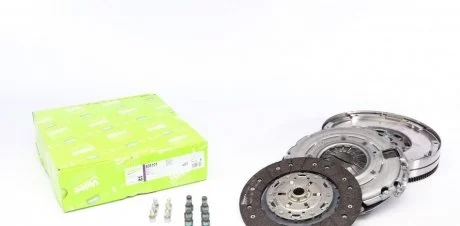 Комплект зчеплення + Маховик Valeo 836101