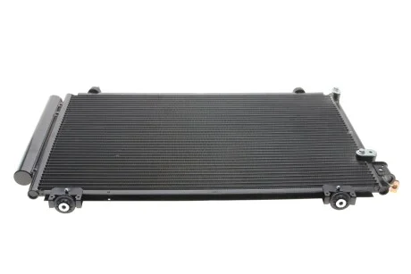 Радіатор кондиціонера AVENSIS 16i/18i/20D4d 03- Van Wezel 53005392