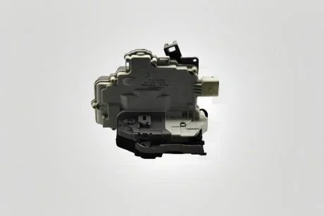 Замок двери передней левой Audi A4 A5 Q3 Q5 Q7 TT Touareg 2006-18 Vika 88371764801