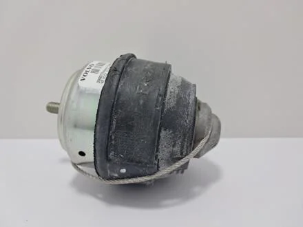 Опора двигателя передняя XC90 (-14) VOLVO 30680751